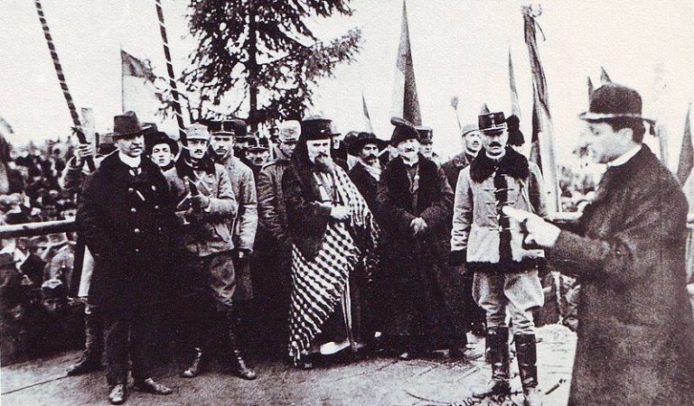 Samoilă Mârza, un fiu de țăran ardelean, a fost autorul SINGURELOR FOTOGRAFII ale UNIRII de la 1 decembrie 1918